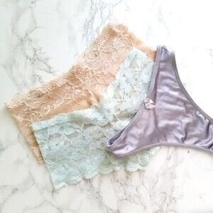 Lacey Undies & Thong